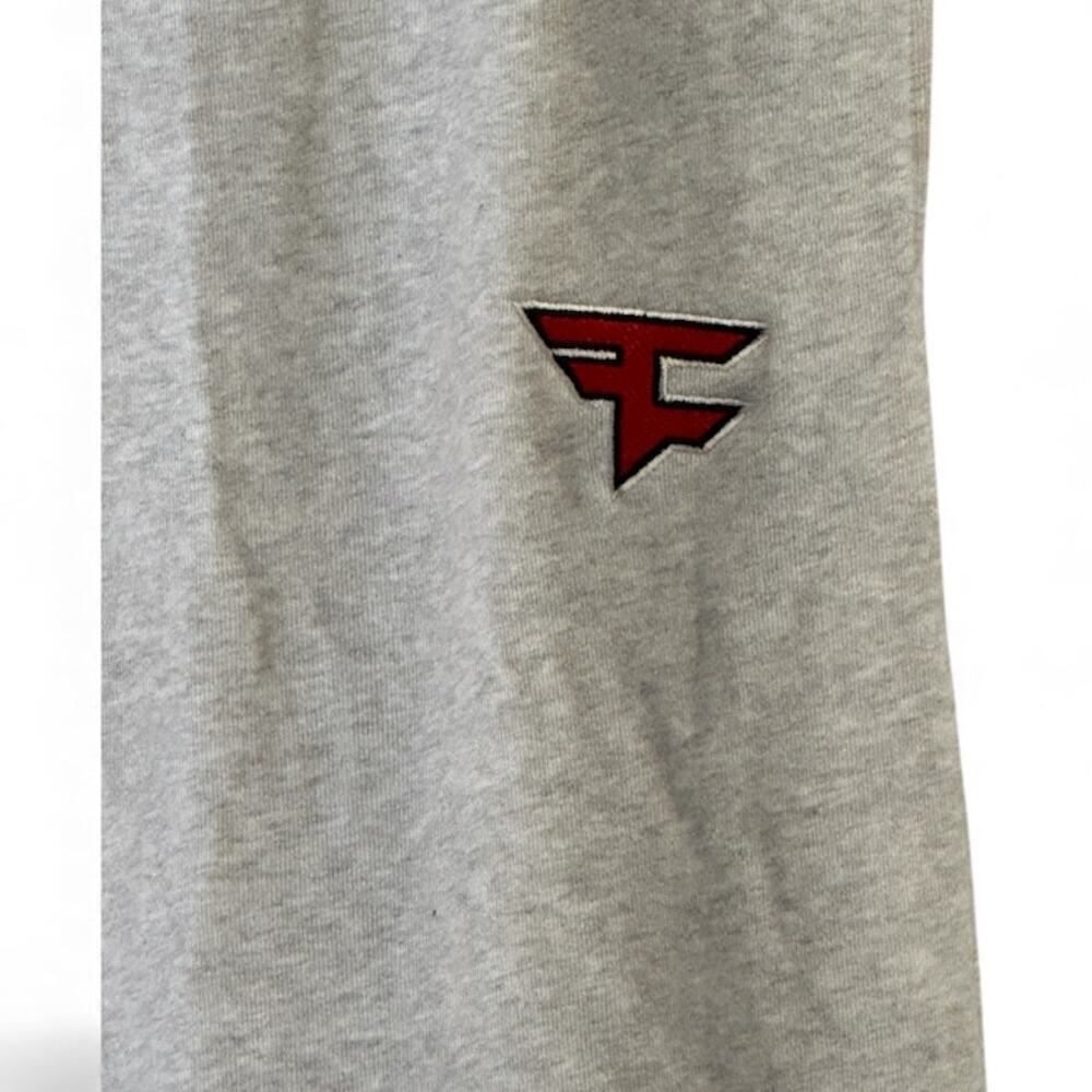 FaZe Clan‎ Heavyweight Organic Cotton Fleece Sweatpants XL Gray Gamer Streetwear - Picture 2 of 8